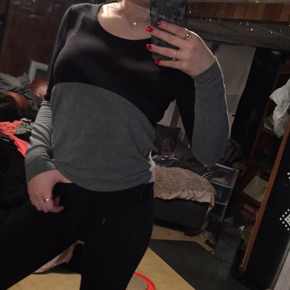 Black and gray color block sweater. - Picture 1 of 5